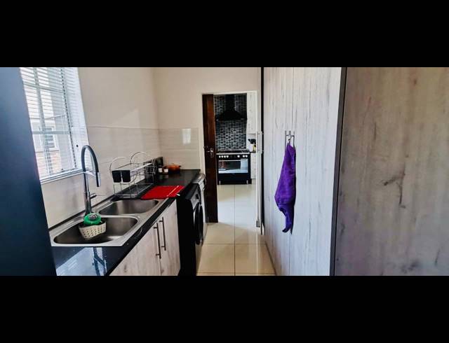 3 BEDROOM HOUSE FOR SALE IN DALPARK EXT 1